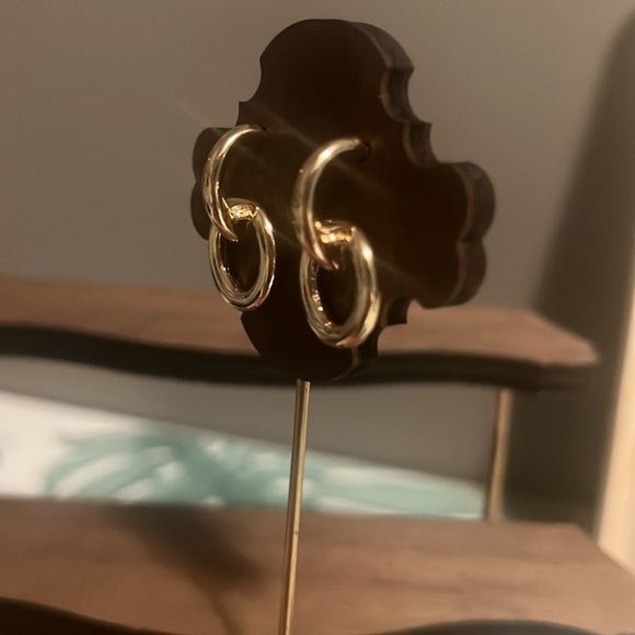 Gold-Plated Copper Geometric Earrings - Picture 3 of 7